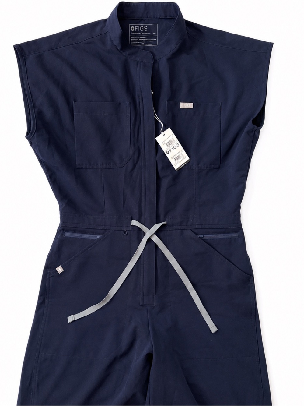 NWT FIGS Rafaela Wide Leg Scrub Jumpsuit Navy Medium Petite - Picture 3 of 9